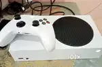 Xbox Series S White (2 Year Old)