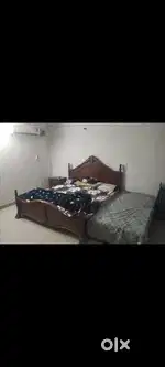 Room for girls for rent