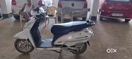 Activa 125 very nice condition single hand use