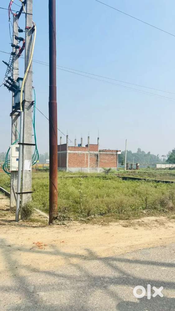 Rajauli Road commercial corner plot hai