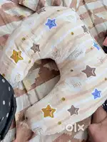 Baby feeding pillow