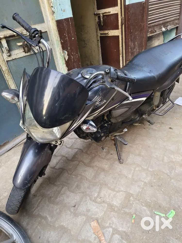 Shine 125 cc good Condition with all papers