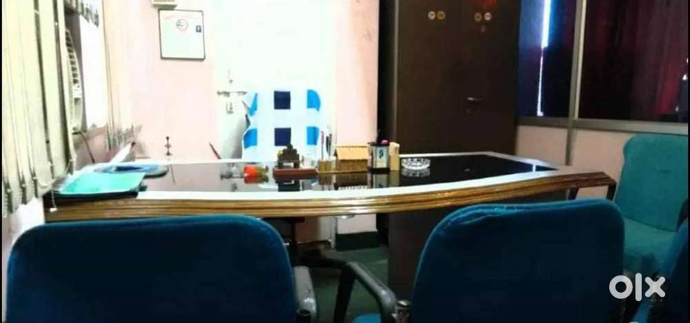 Front Face Fraser Rd Office  Furnished  Boss Cabin  PRO Cabin  AC