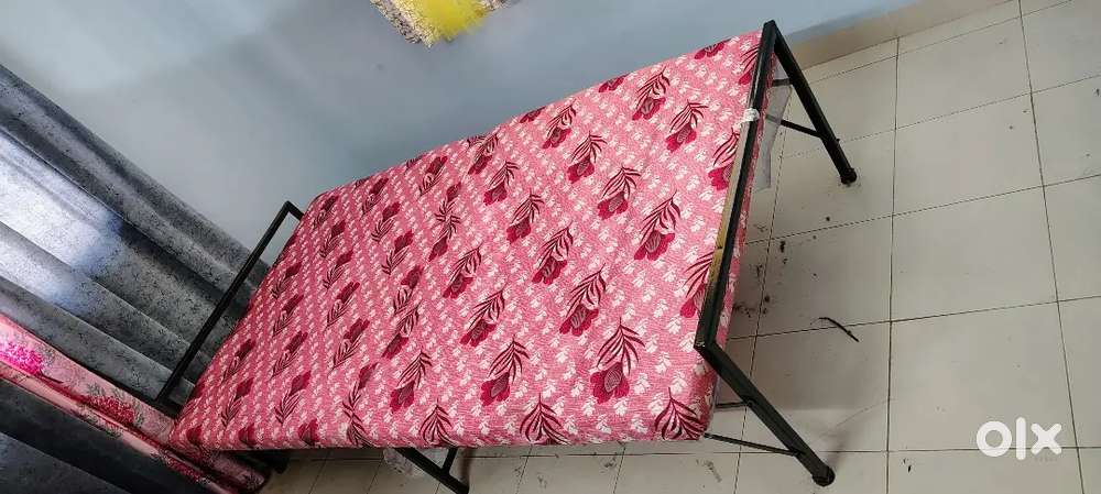 Single Bed with Mattress