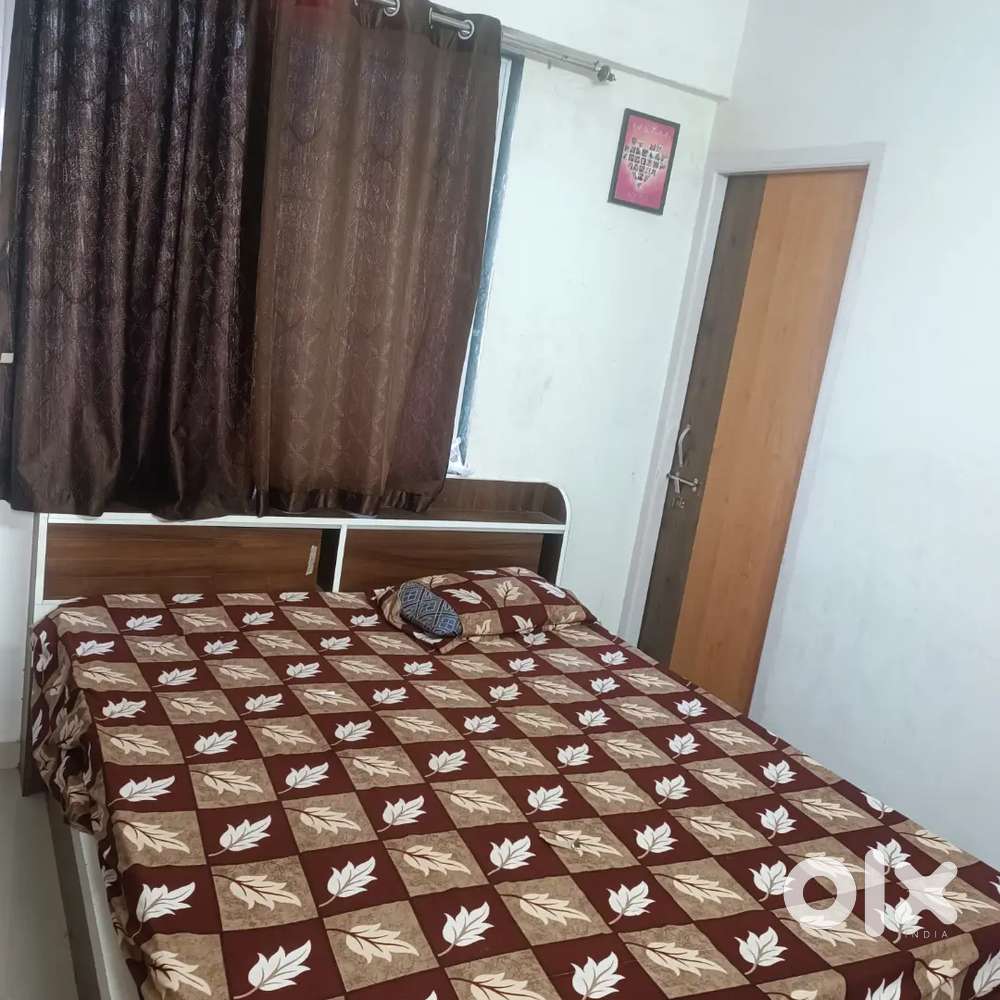 2 BHK row house available for rent