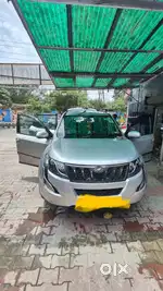 Mahindra XUV500 W8 top model 2014 Diesel 95000 Km Driven