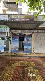 male and female telecaller on real estate