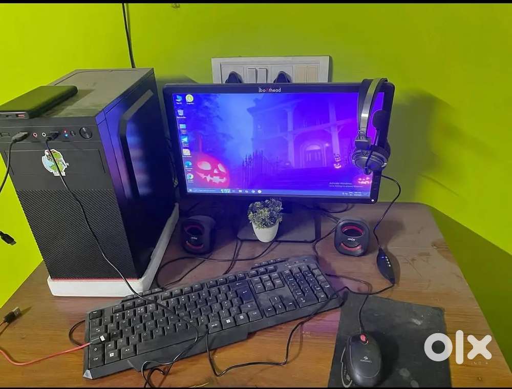 Computer desktop for sale
