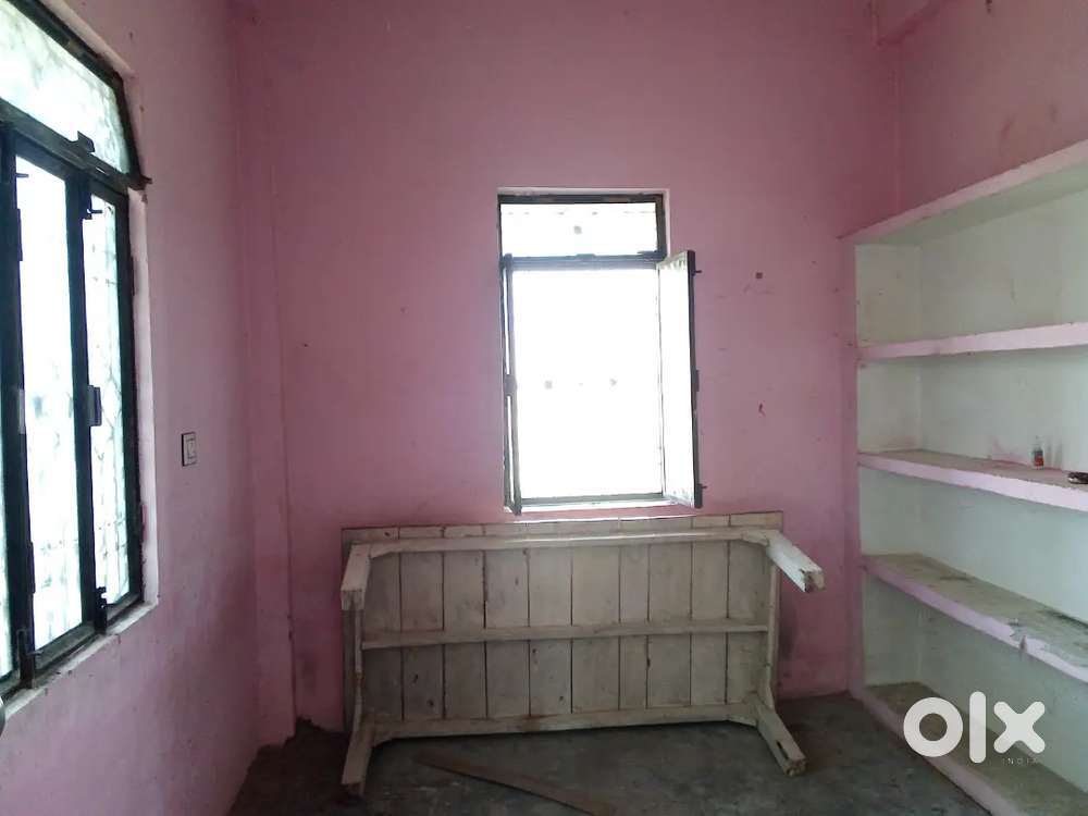 Only for boys single room room with common bathroom