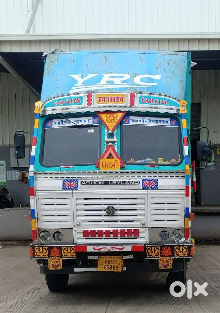 Ashok Leyland 2516 Container