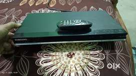 Samsung DVD and CD player