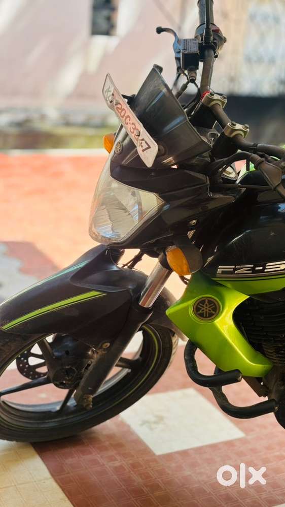 Fz   No complait  new back tyre  45 mileage