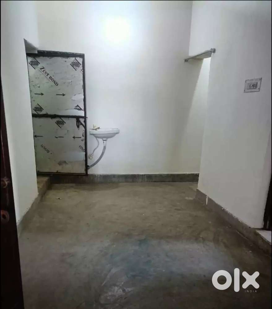 2 bedroom, 1 hall or leaving room, kitchen and attach bathroom.