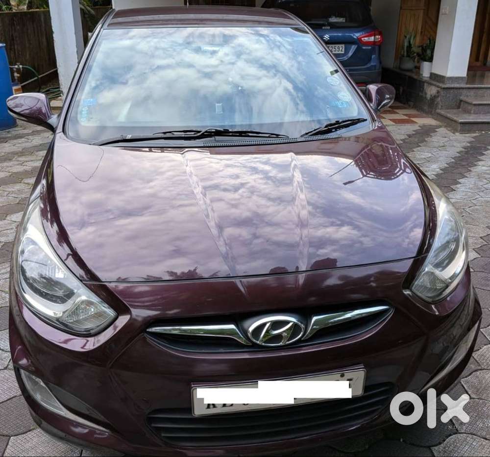 Hyundai Verna 2012 Diesel 104000 km : well maintained: single owner