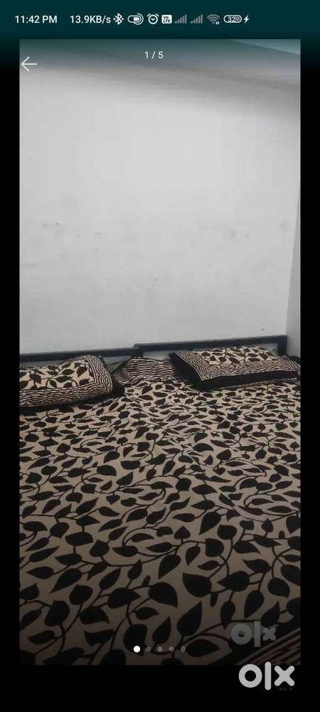 NEED ROOM PARTNER YOU NEED TO PAY 4000