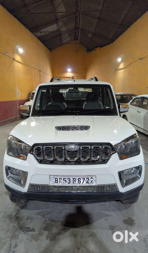 Mahindra Scorpio S4, 2016, Diesel