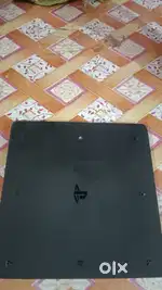Ps4 slim 1 tb with 3 games
