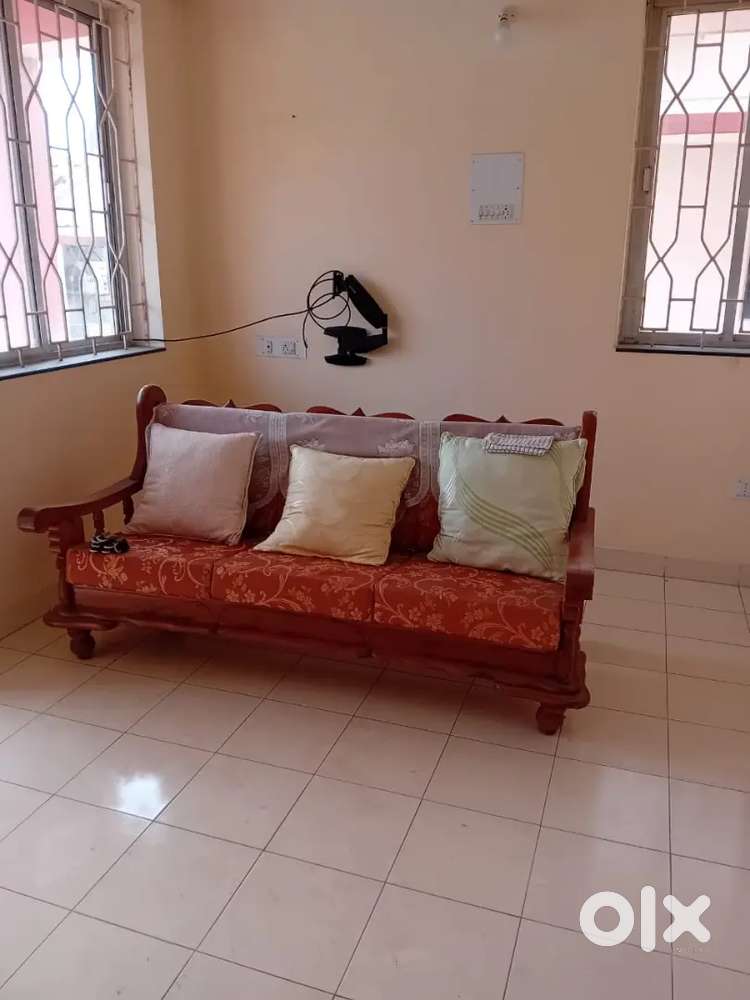 5 PC Sofa Set , single beds .