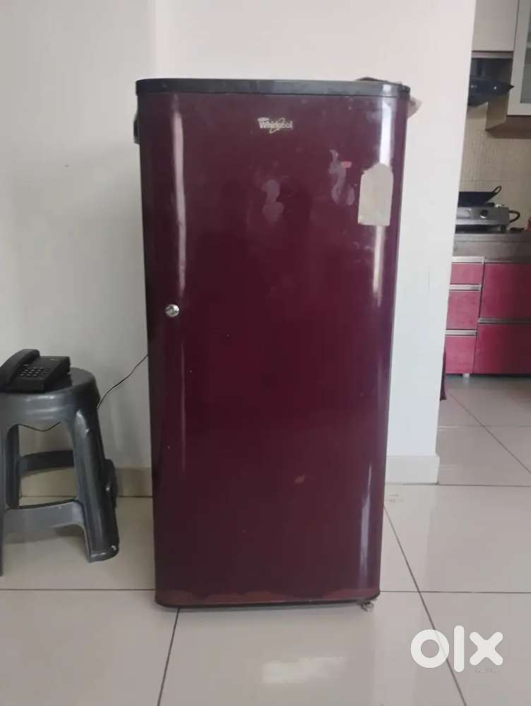 Freezer maroon colour