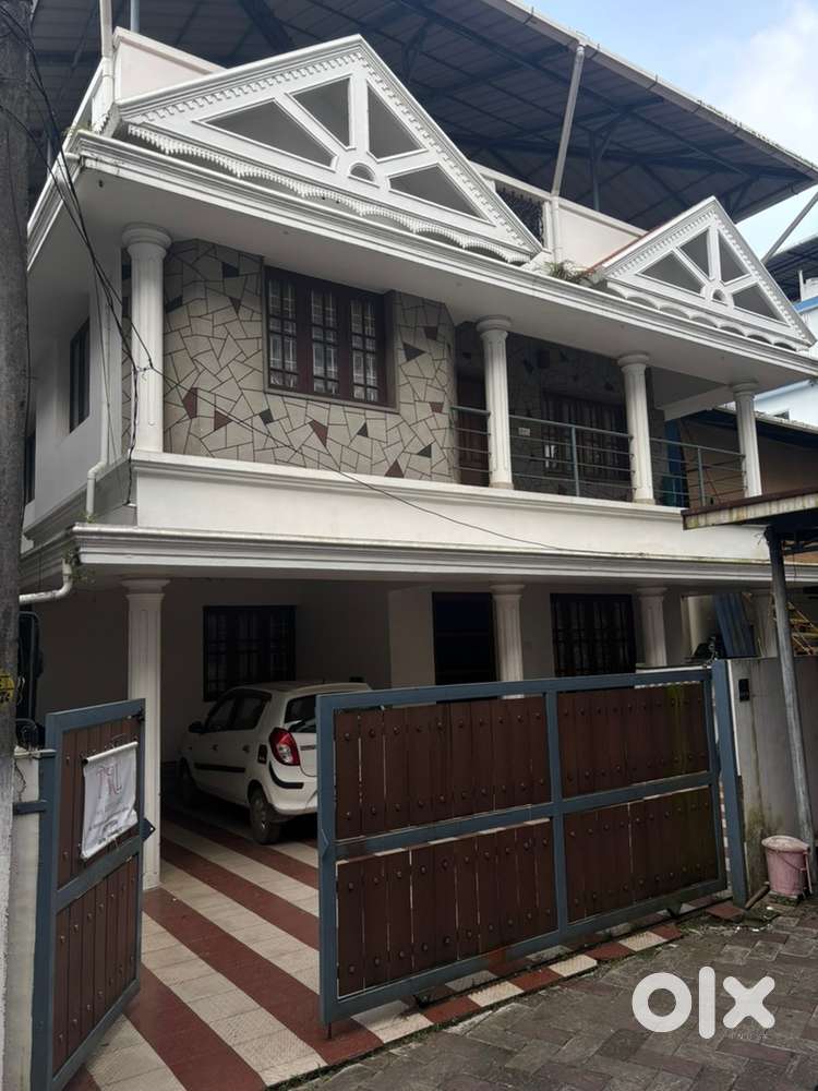 Residential House for Sale at Palarivattom