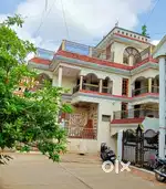 415-Var Haveli Bunglow In Varachha Main Road, Fulpada Hirabaug