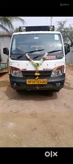 Commercial vehicle