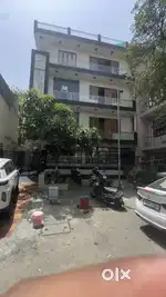 Fully furnished PG available in Alpha 2 4bhk flats also available