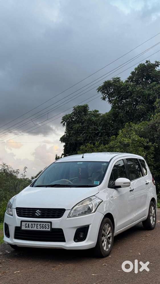 Maruti Suzuki Ertiga ZXI Plus Petrol, 2013, Petrol