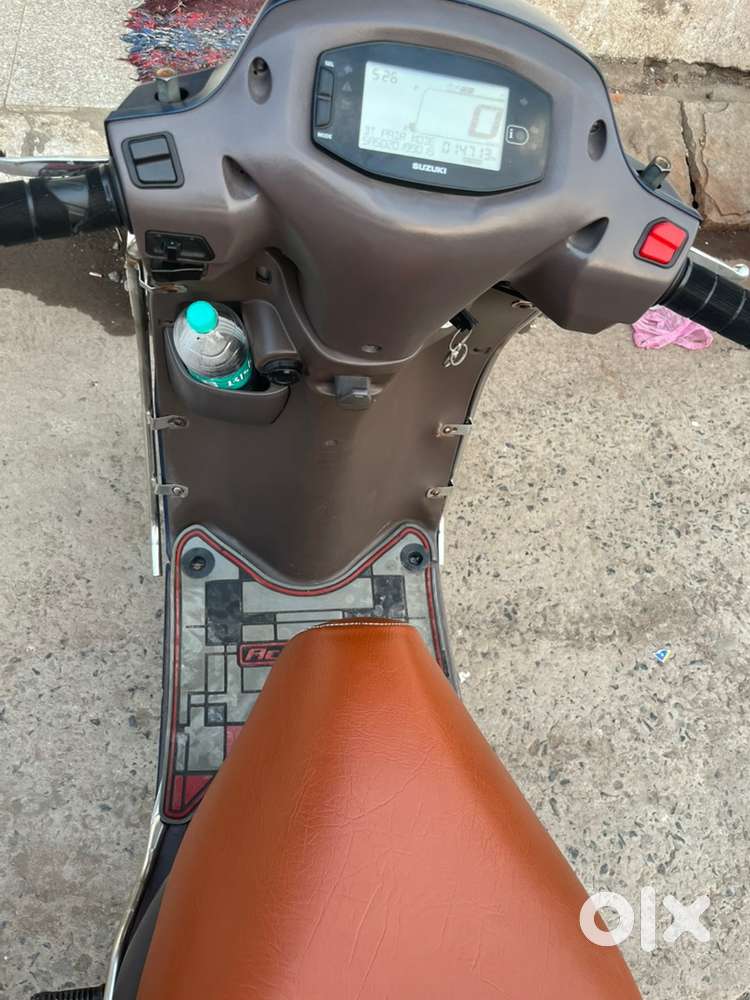 sale my access 125 bs6 very good condetion purchase date 24/8/23 .