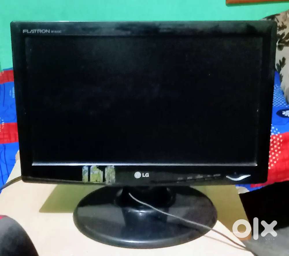 LG Flatron monitor