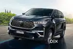 Toyota Innova Hycross 2.0 ZX Hybrid 7 STR, 2025