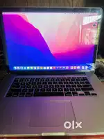 Macbook  Pro Apple leptop