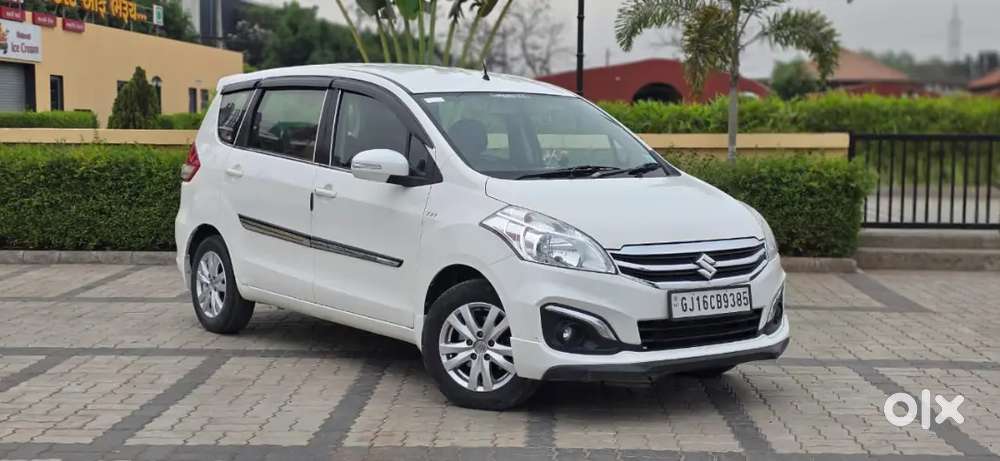 Ertiga petrol car