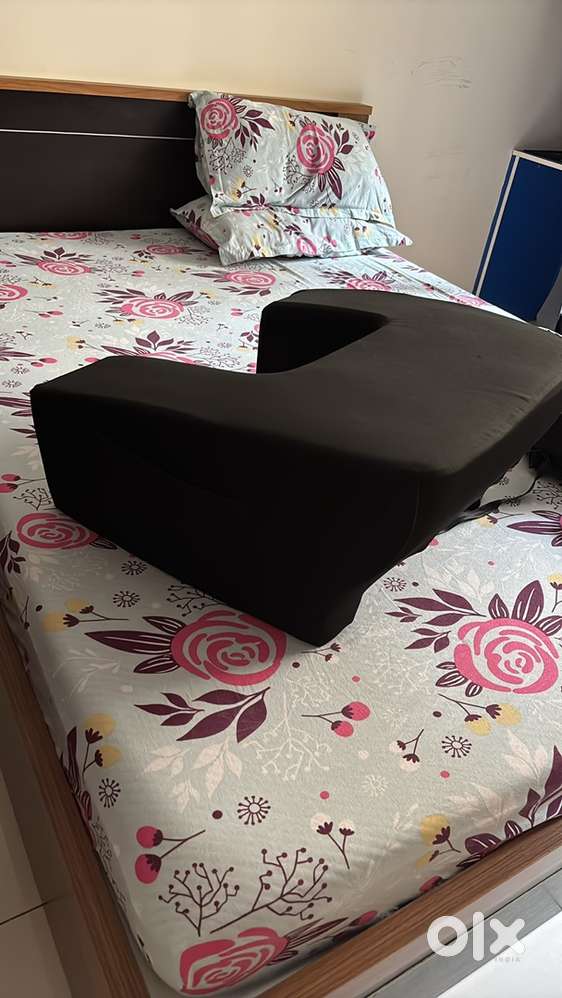 Frido Ultimate Lap Desk Pillow