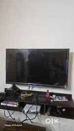 LLOYD LED TV