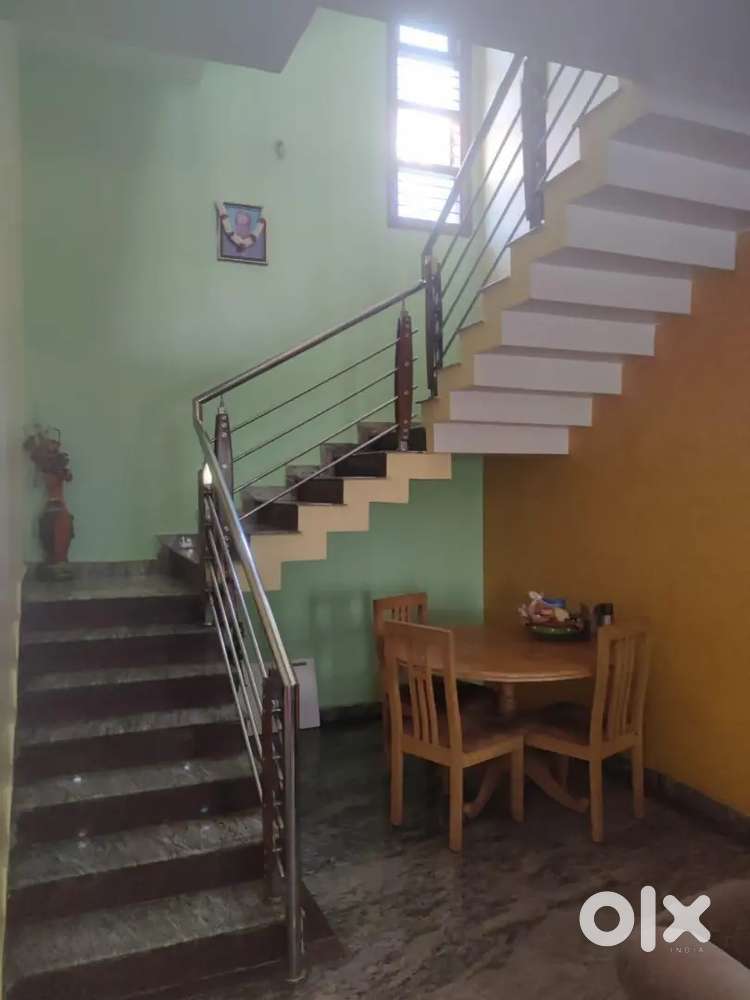 2 bhk available for lease in hrs layout