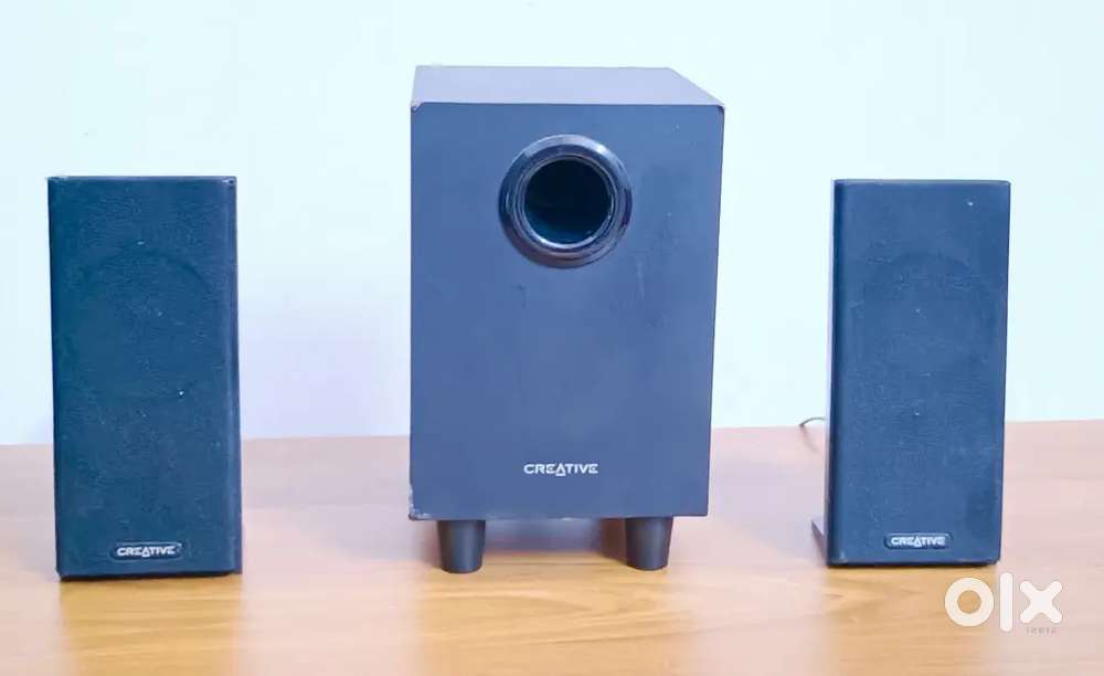 Creative 2.1 speakers