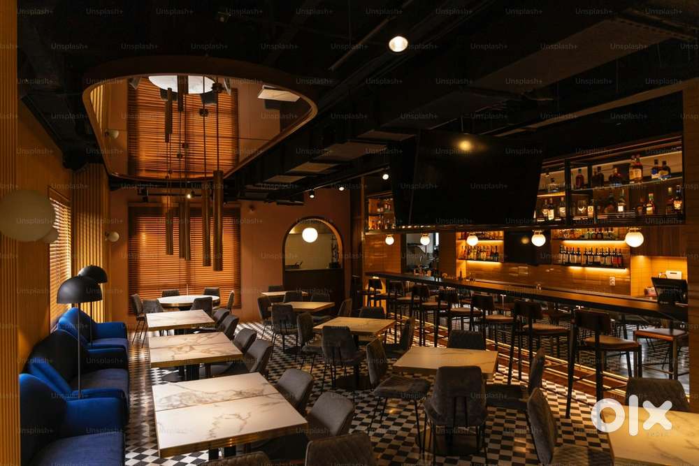 Fully furnished cafe & restaurant available in sarat bose road