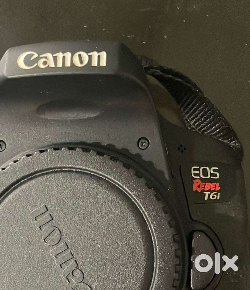 CANON EOS Rebel T6i camera