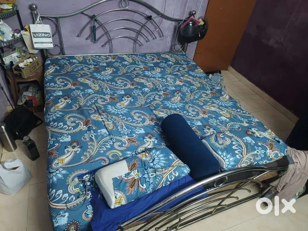 Sale Combo complete Branded king size Steel Bed & plywod with Mattress