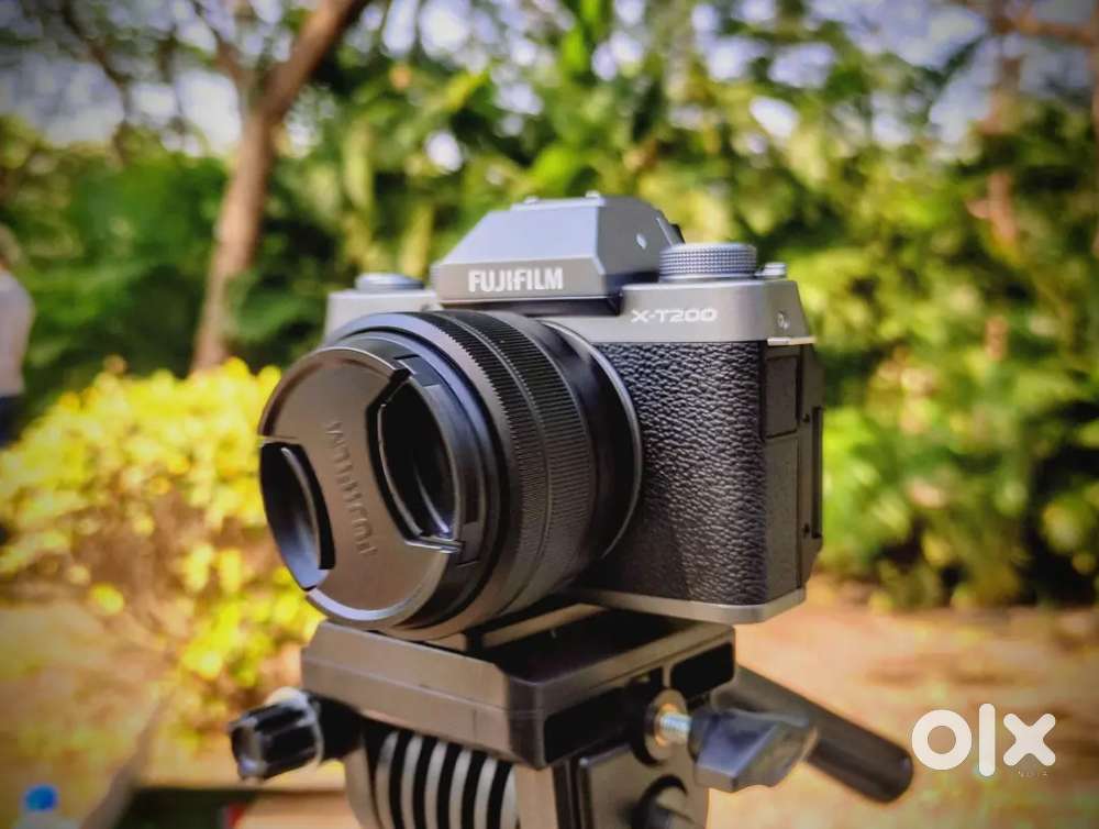 Fujifilm X-T200