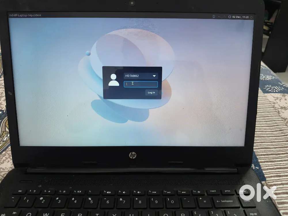 Selling HP Laptop with original charger