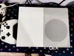 X box one S console