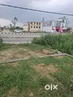 2 SHOPS ON MAIN HIGHWAY