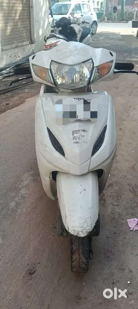 Honda  activa