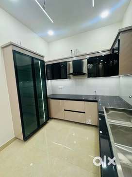 Kothi 8 marla sec 38 Chandigarh excellent location