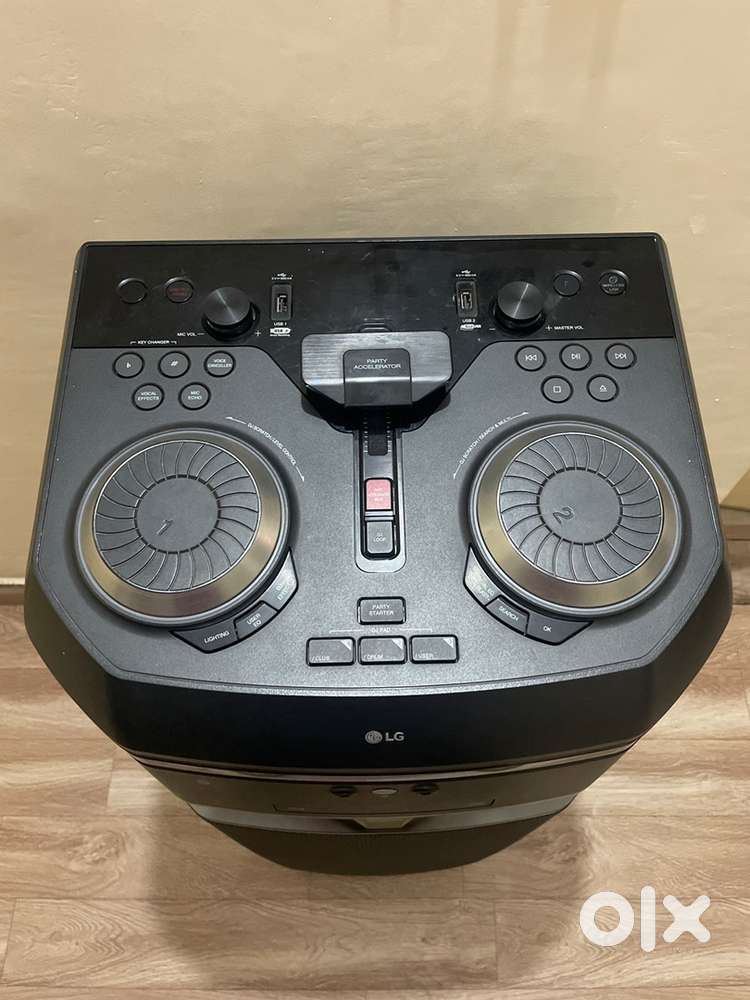 LG 1800 watt speaker