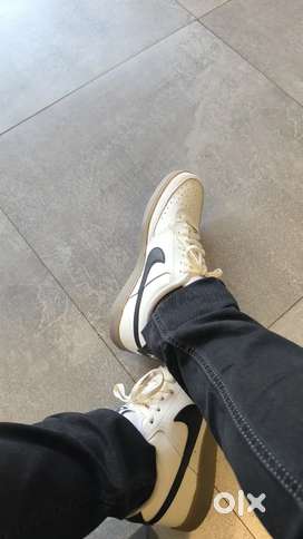 Thik is a nike shoes i need money in urgent that's why I am selling
