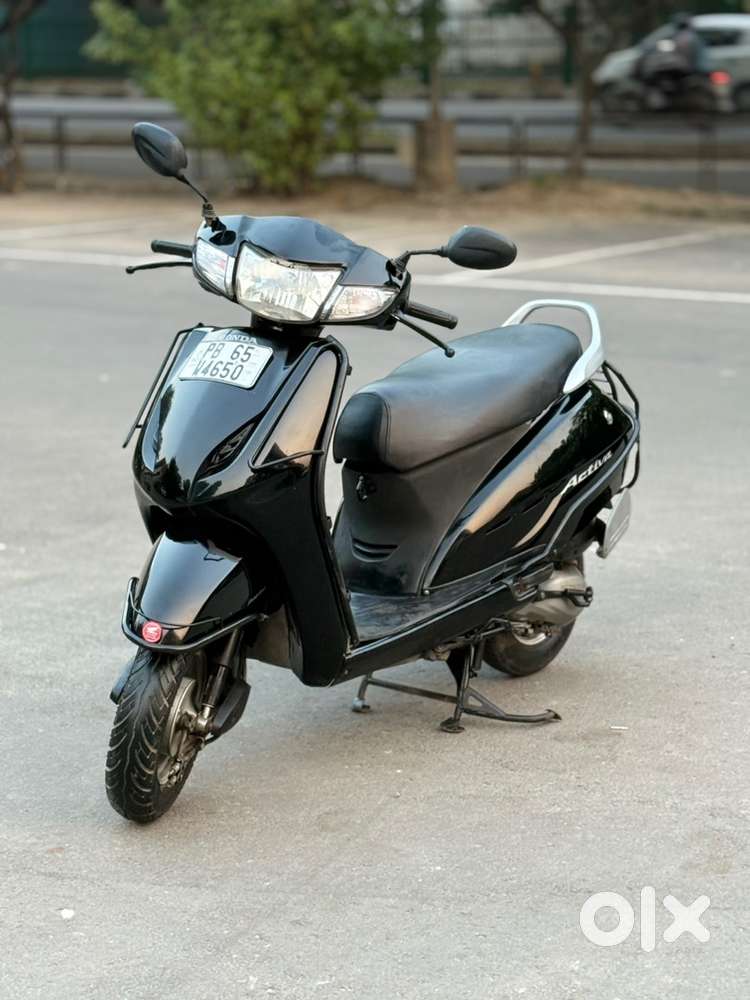 Honda activa 2013 model