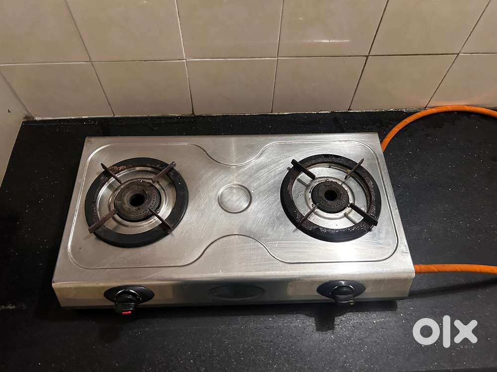 Two burner stainless steel gas stove - with gasline pipe